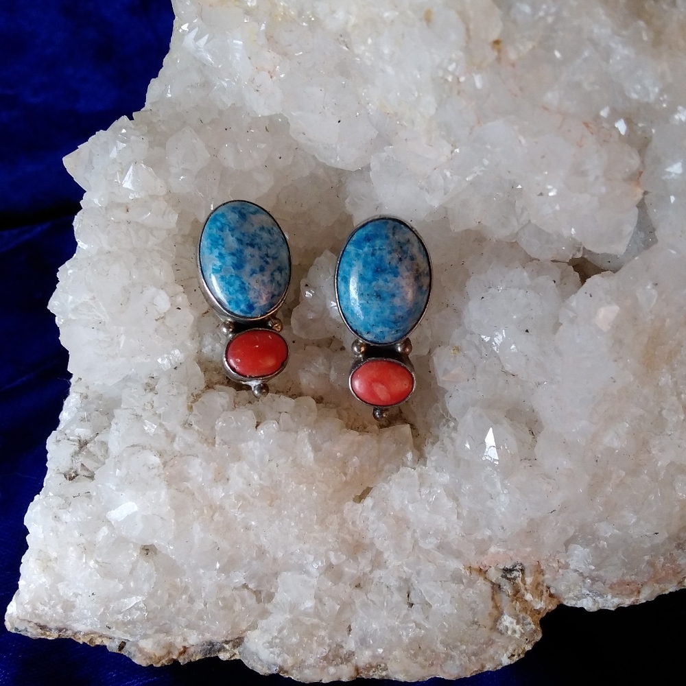 Vintage Signed Sun West Sterling Denim Lapis Earrings - Picture 2 of 4